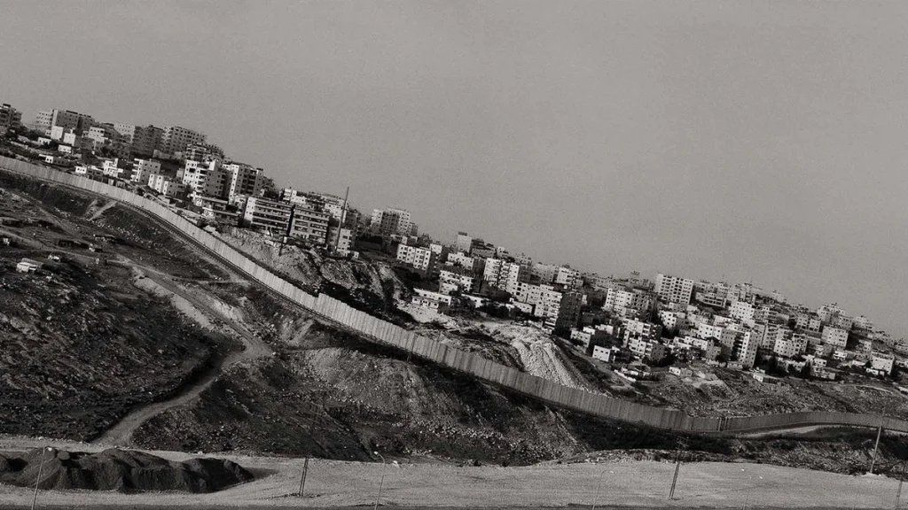 1208PHOTOGRAPHY03-superJumbo-2